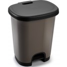Kunststof afvalemmer/vuilnisemmer/pedaalemmer in het taupe/zwart van 18 liter met deksel/pedaal 33 x 28 x 40 cm